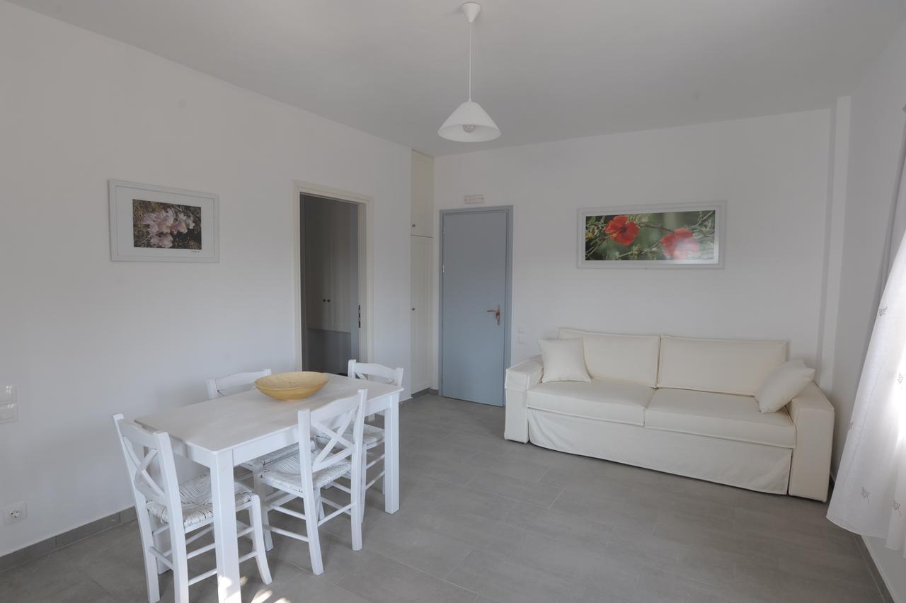 Thomas Apartments In Katapola Amorgos Eksteriør billede